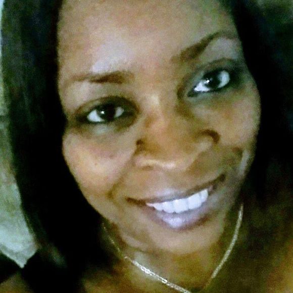 Meet your Posher, Tesa - Picture 1 of 1